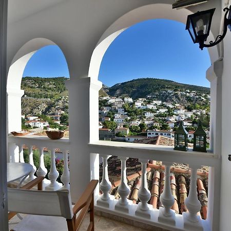 Feel At Home - Family House In Hydra المظهر الخارجي الصورة