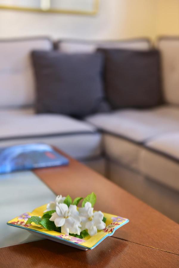 Feel At Home - Family House In Hydra المظهر الخارجي الصورة