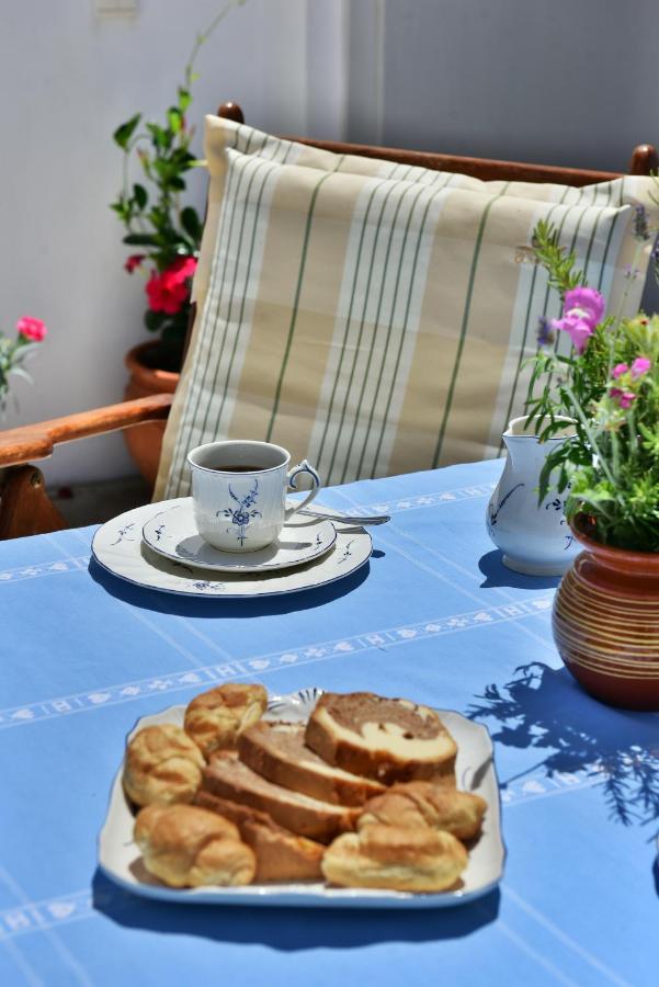 Feel At Home - Family House In Hydra المظهر الخارجي الصورة