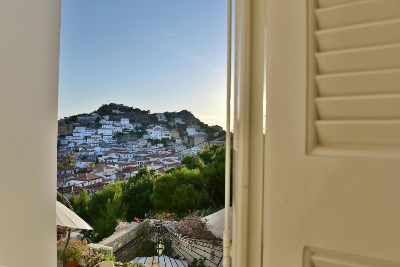Feel At Home - Family House In Hydra المظهر الخارجي الصورة